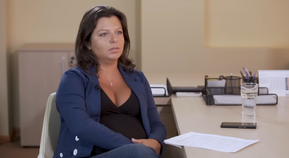 Симоньян на юбилее RT назвала возможность отстаивать убеждения привилегией